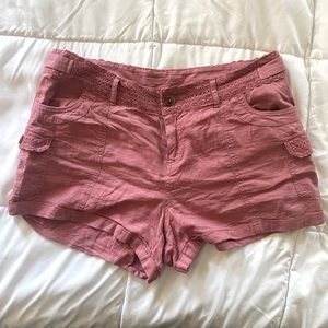 Maurice’s Mauve Size 11/12 Linen Cargo Shorts, Lace Crochet Detail, 3” Inseam